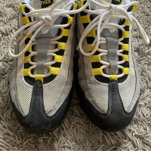 Nike | air max size 9.5 - Picture 7 of 7